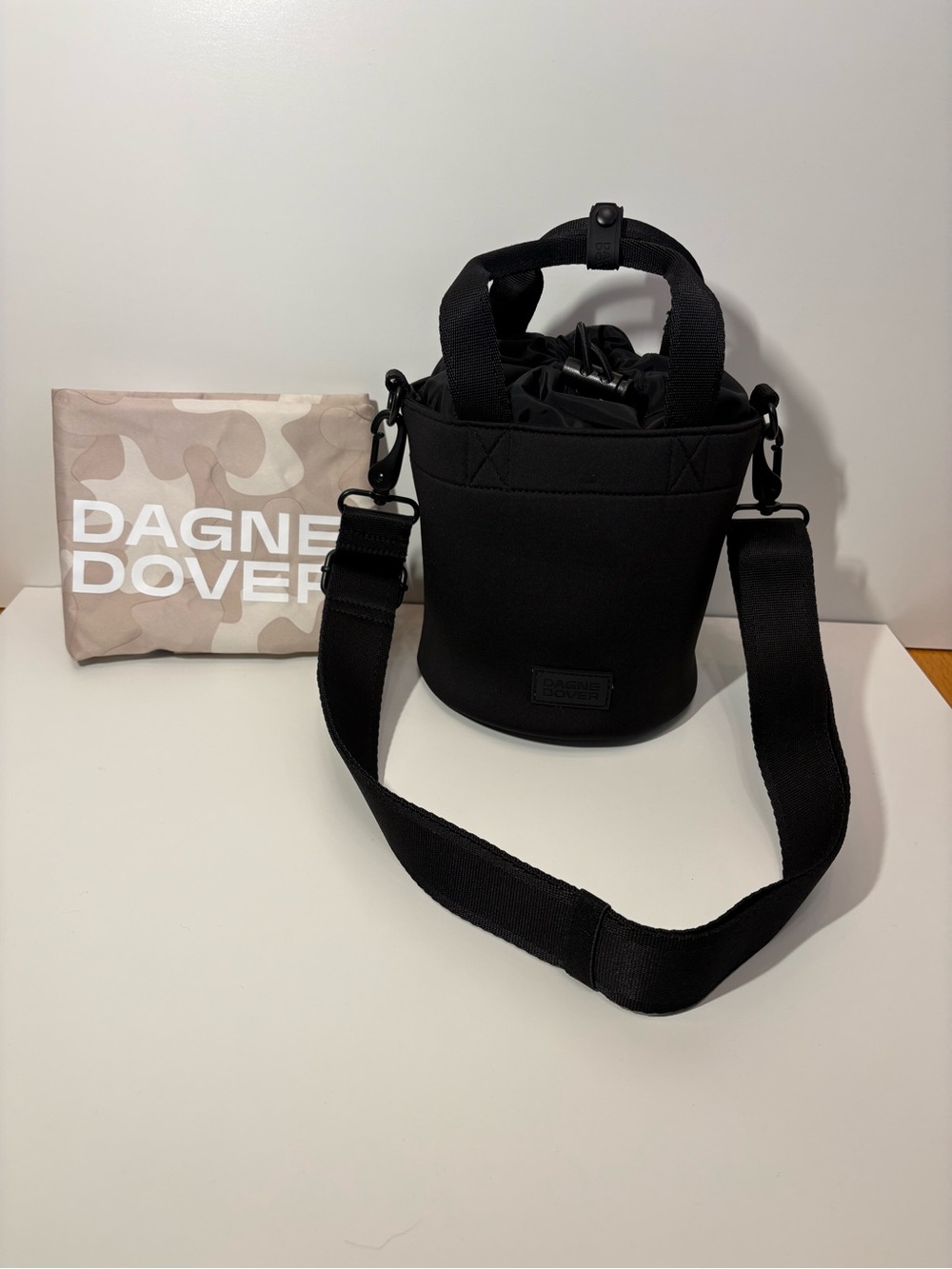 ✨Dagne Dover - Nico Bucket Bag - Black✨